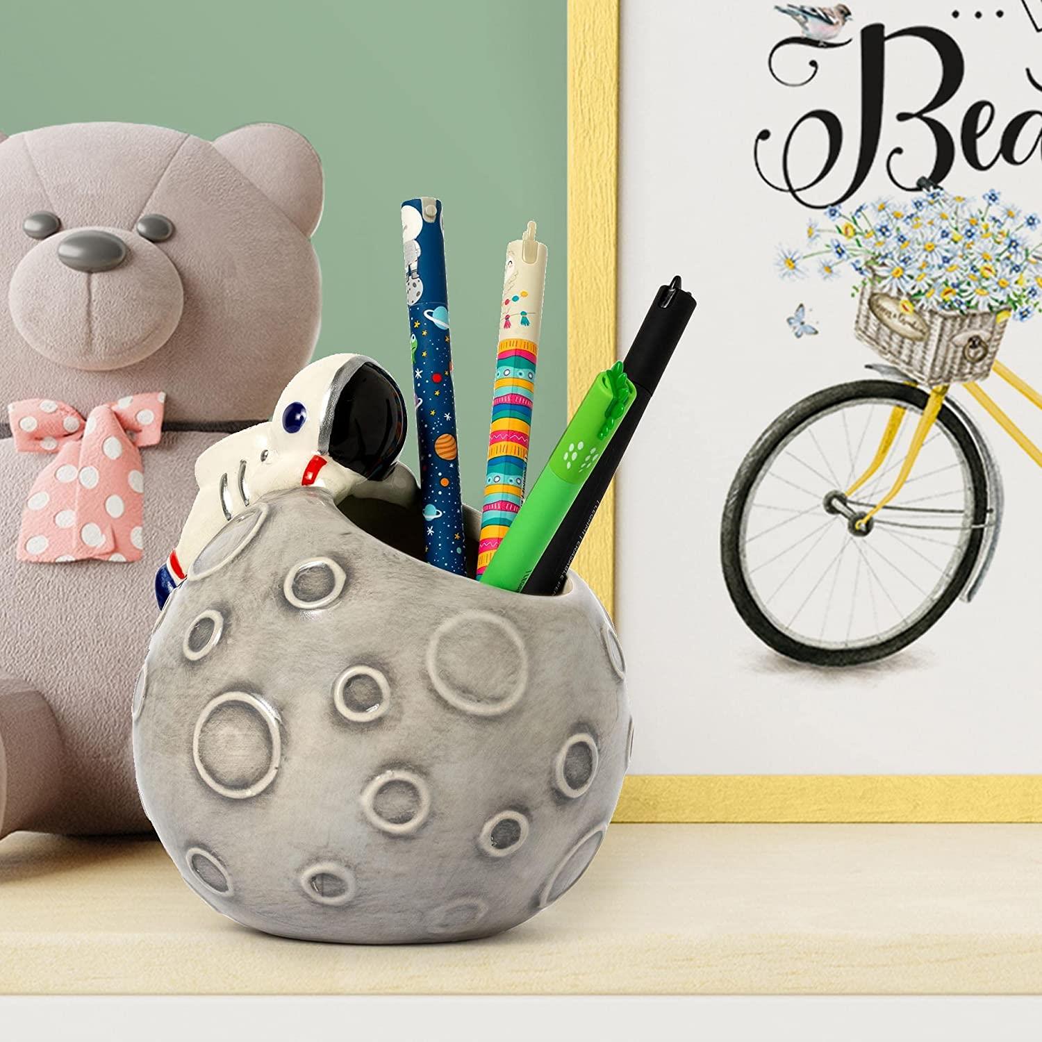 CERAMIC PEN HOLDER - DESK FRIENDS - SPACE
