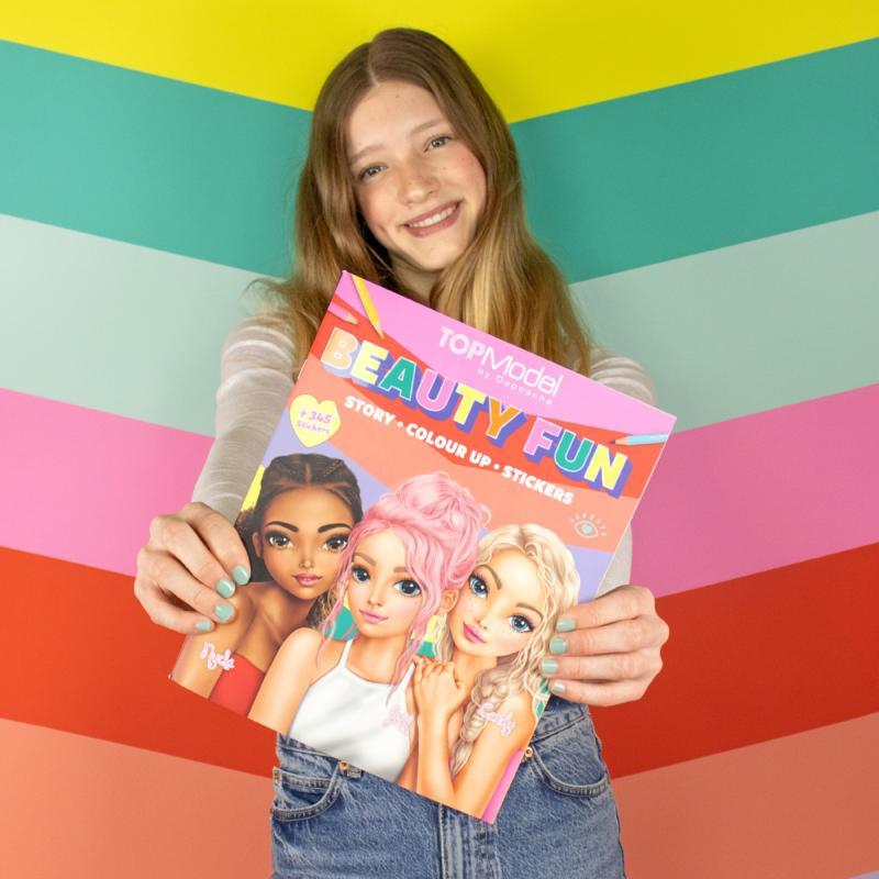 TOP Model Colouring Book BEAUTYFUN