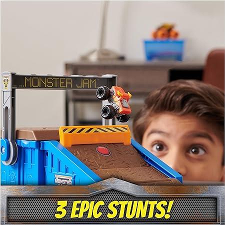 MONSTER JAM MINI FREESTYLE FLIP ARENA PLAYSET