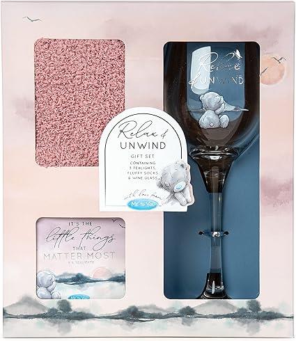 WINE GLASS SOCKS AND TEA LIGHTS SET