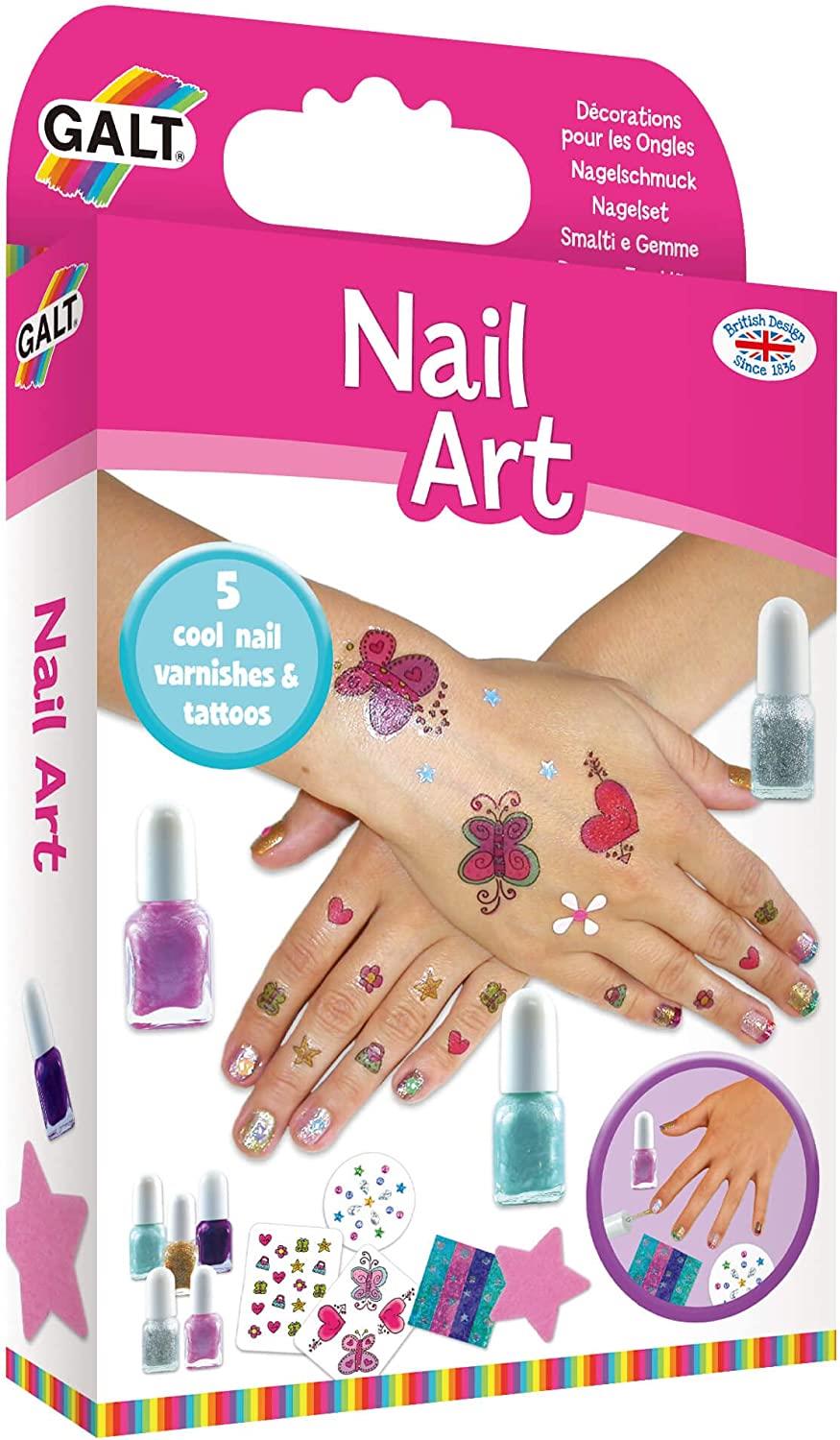 NAIL ART